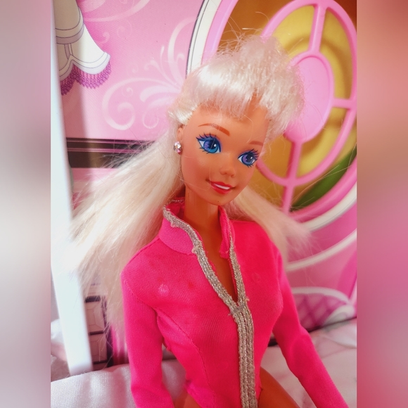 1993 Swim n' Dive Barbie - Picture 4 of 8